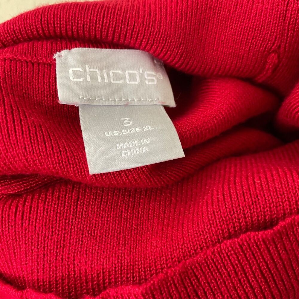 Chico's Long Sleeve Turtle Neck Sweater women’s 3 /US XL Red w button detail - Picture 4 of 10